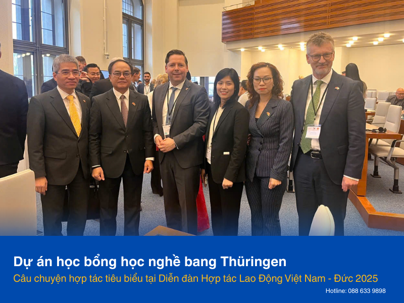 Đại diện GCA và IHK Südthüringen chụp ảnh cùng lãnh đạo Bộ Nội vụ Việt Nam và Đại sứ quán Việt Nam tại Đức tại Diễn đàn Hợp tác lao động Việt Nam – Đức 2025.